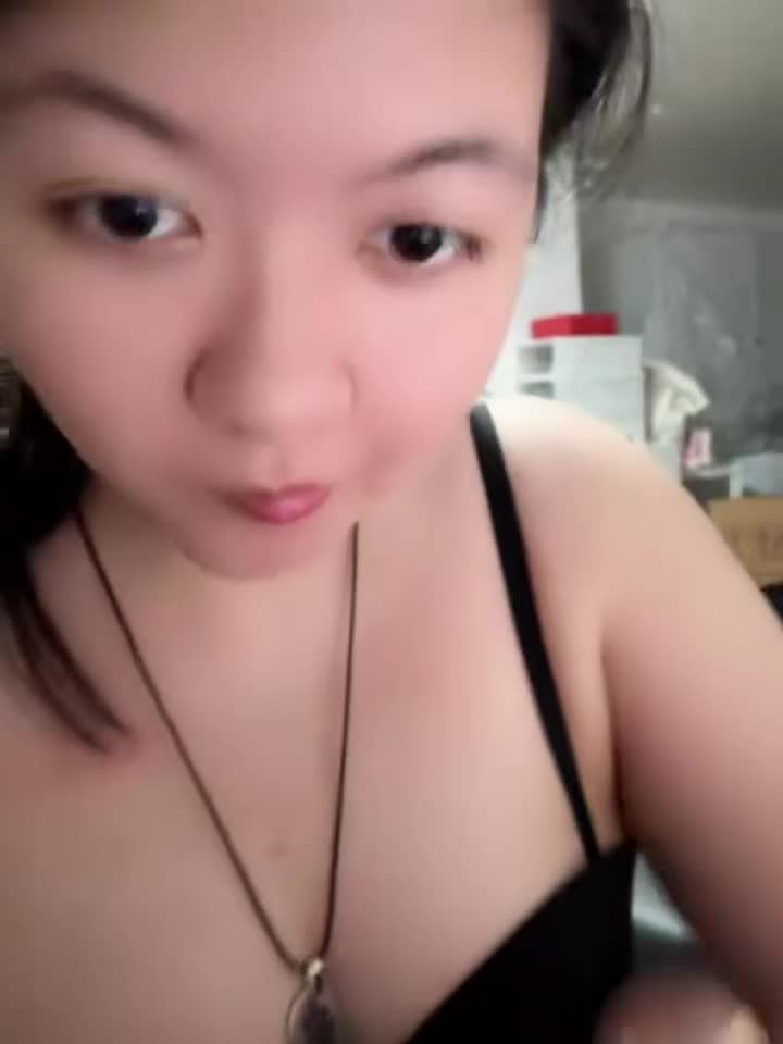 小母狗就喜欢发给我看